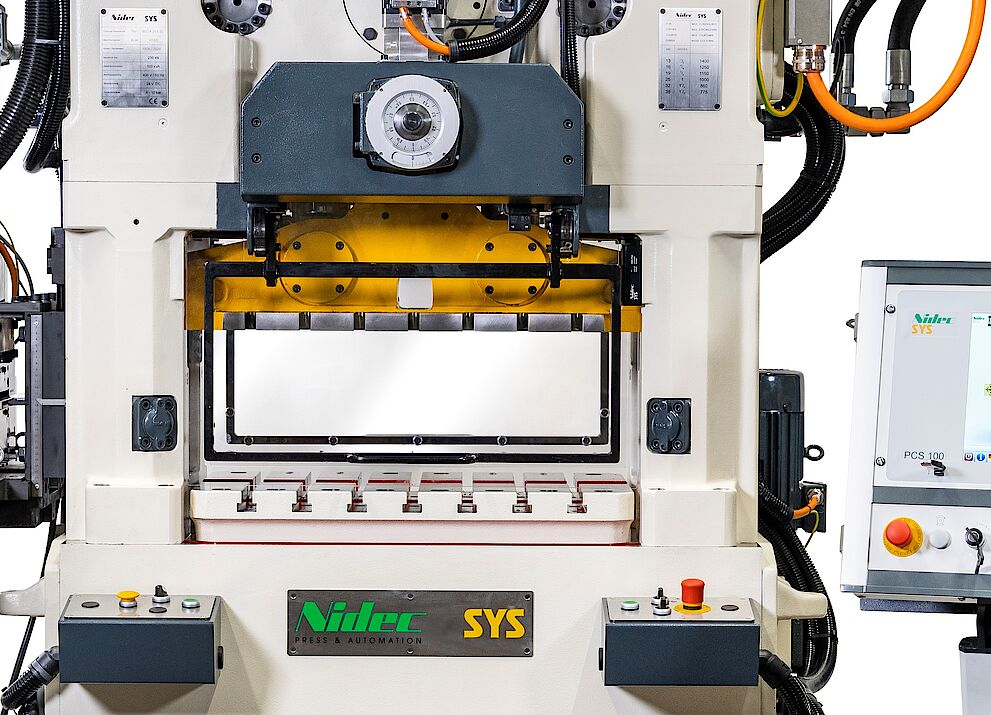 Nidec SYS FSE6467 with SD2 servo drive by SIEB & MEYER